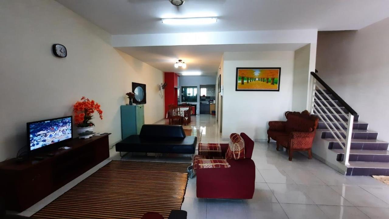 Homestay Ipoh Pengkalan Zawiah Eksteriør billede